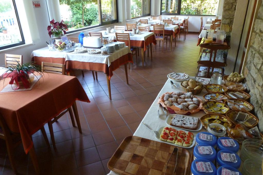 Hotel Versilia Lido di Camaiore Extérieur photo