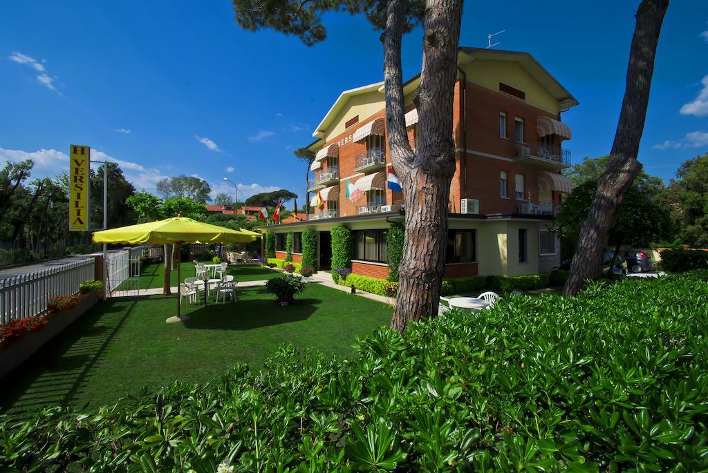 Hotel Versilia Lido di Camaiore Extérieur photo
