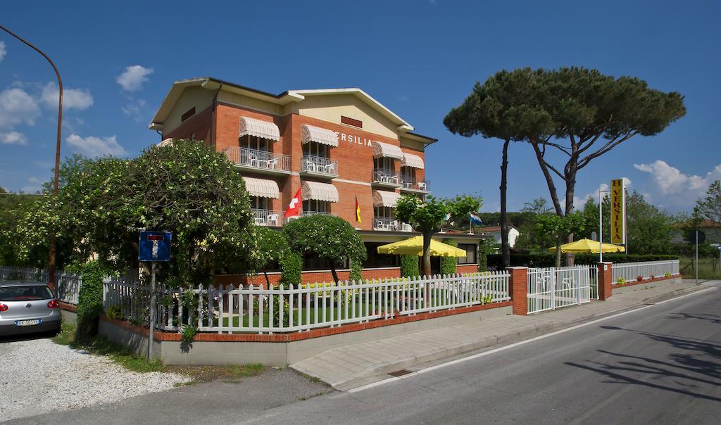 Hotel Versilia Lido di Camaiore Extérieur photo