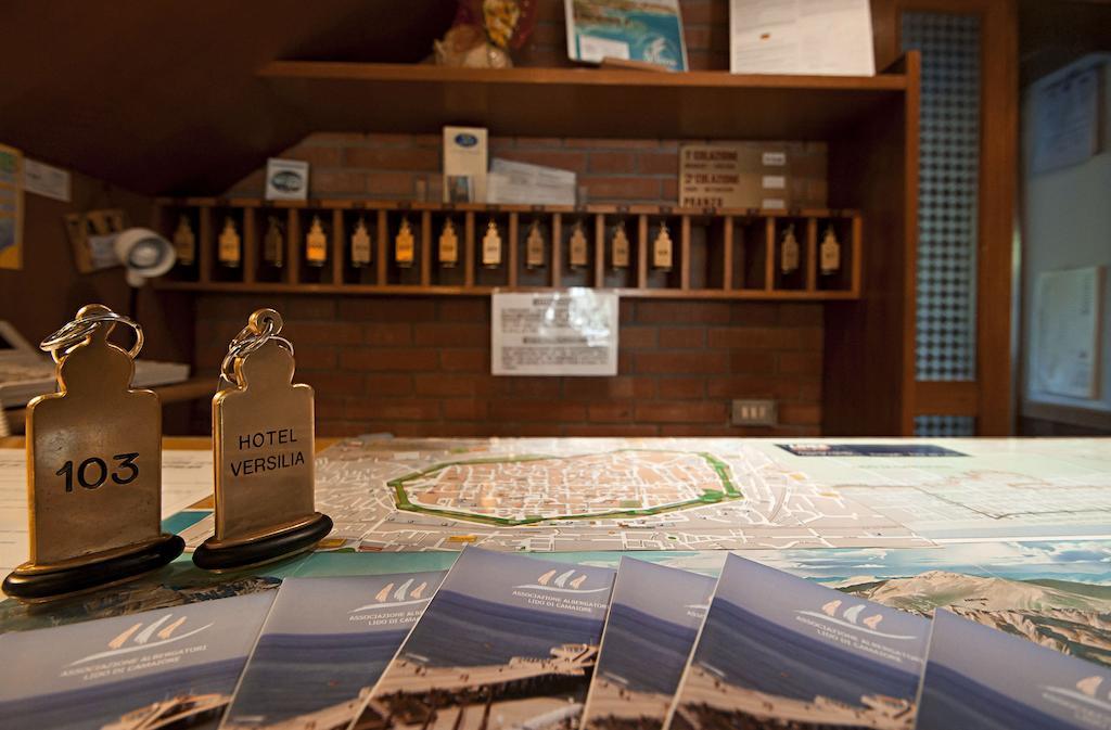 Hotel Versilia Lido di Camaiore Extérieur photo
